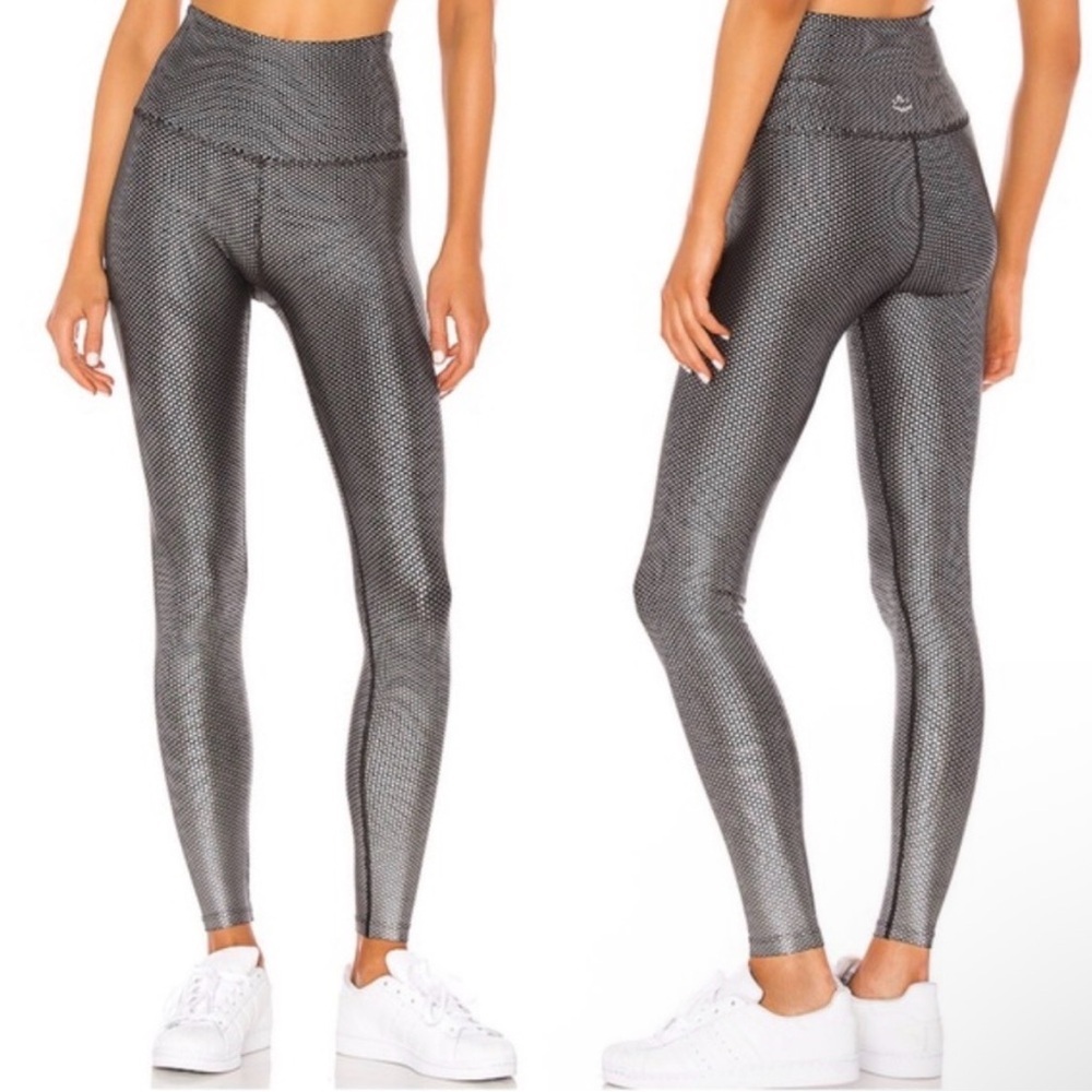 Beyond Yoga Spot On High Waisted Midi Legging Size S